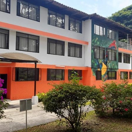 Imca Hotel Buga Esterno foto