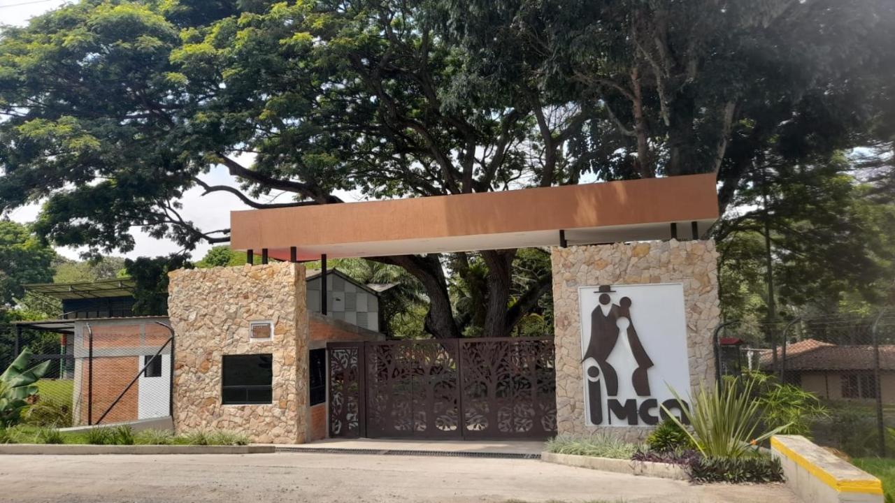 Imca Hotel Buga Esterno foto