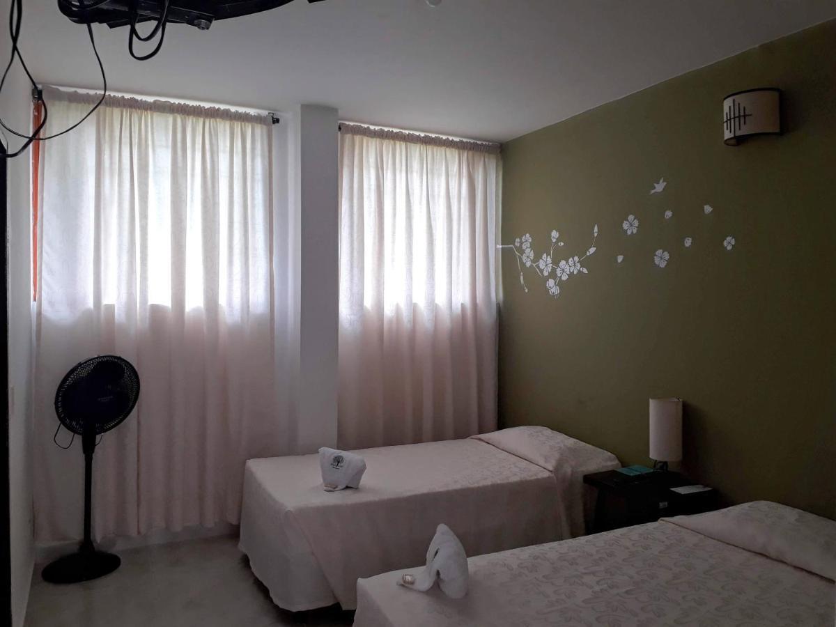Imca Hotel Buga Esterno foto